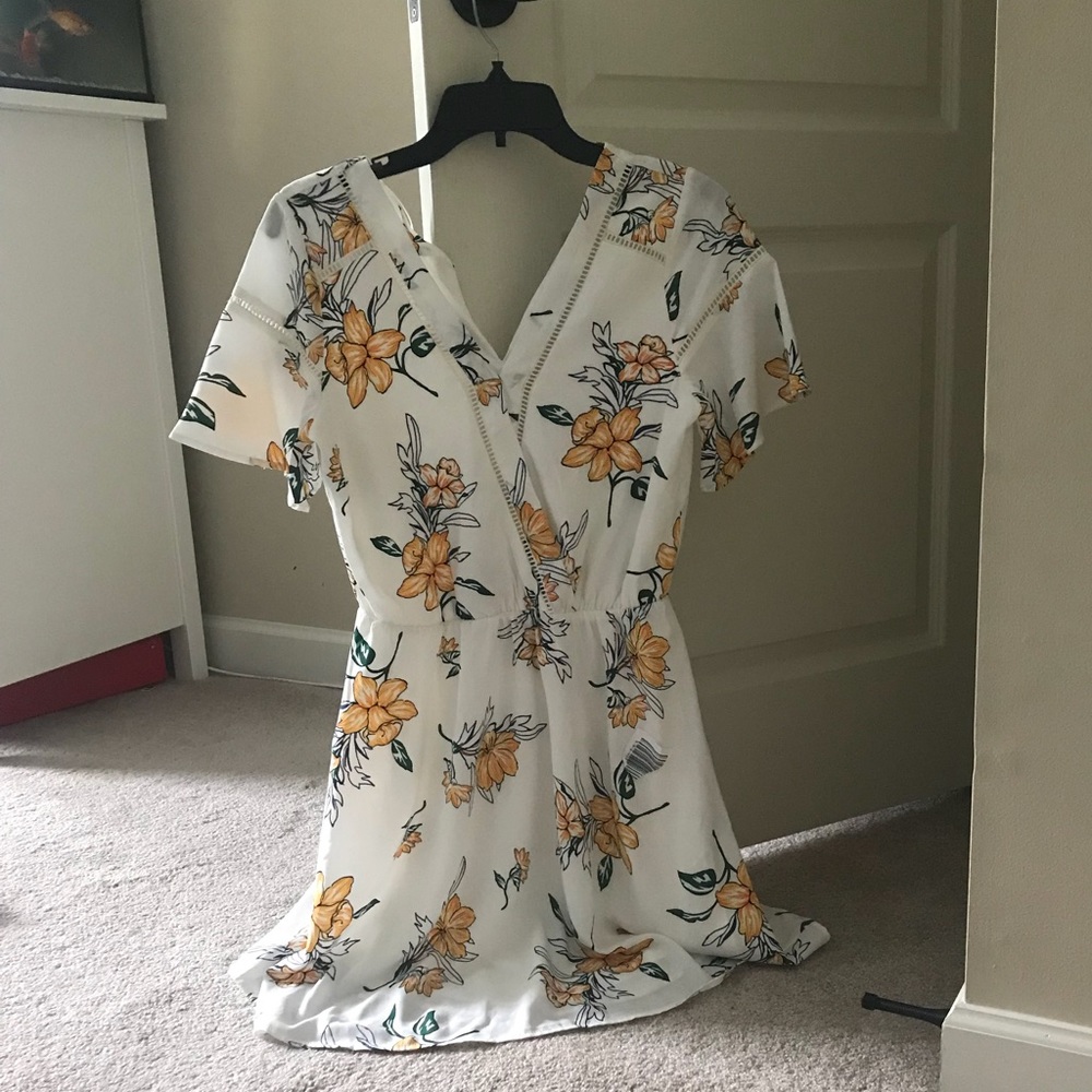 Sienna Sky pretty summer dress